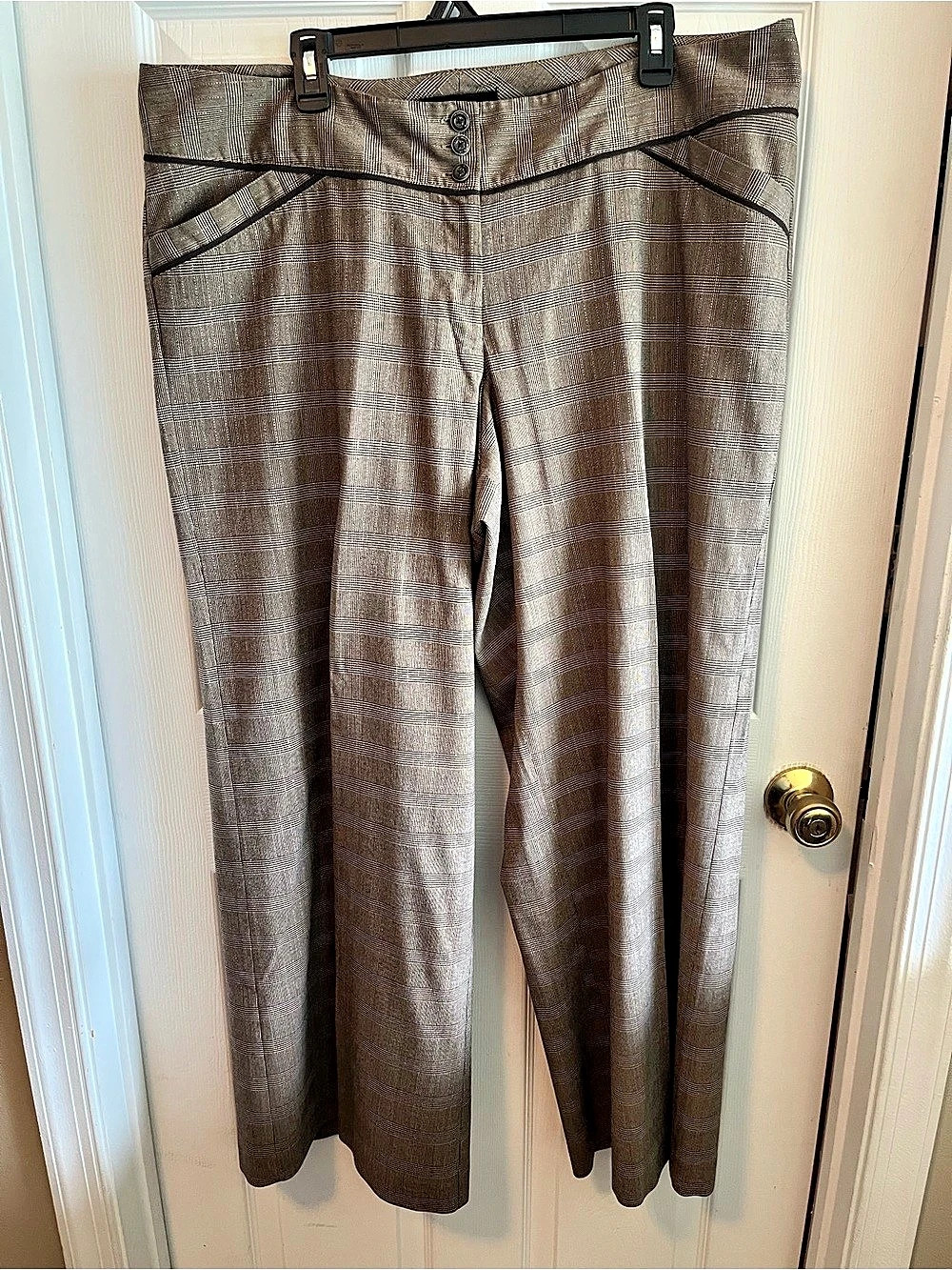 EUC Women’s Lane Bryant Plaid Trousers in Brown Size 20